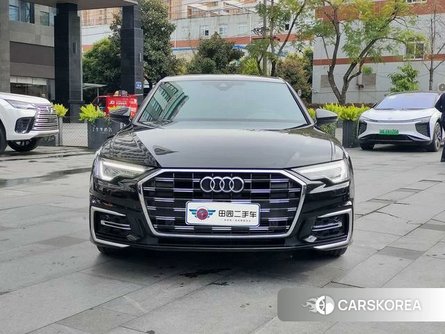 Audi A6L id 4276917 из Китая 11