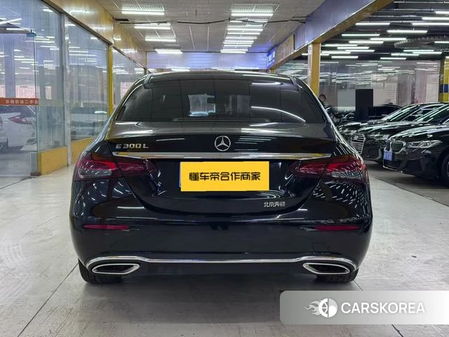 Mercedes-Benz E-class id 4272498 из Китая 8