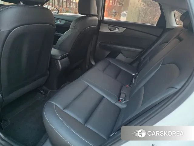 Kia Come New K3 id 3499249 из Кореи 18