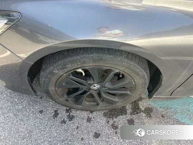 Honda Accord id 4221840 из Китая 10