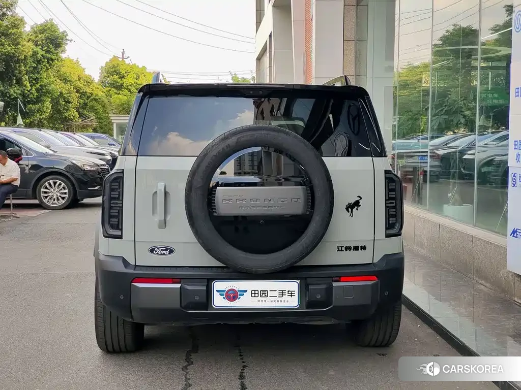 Ford Bronco id 4686148 из Китая 9