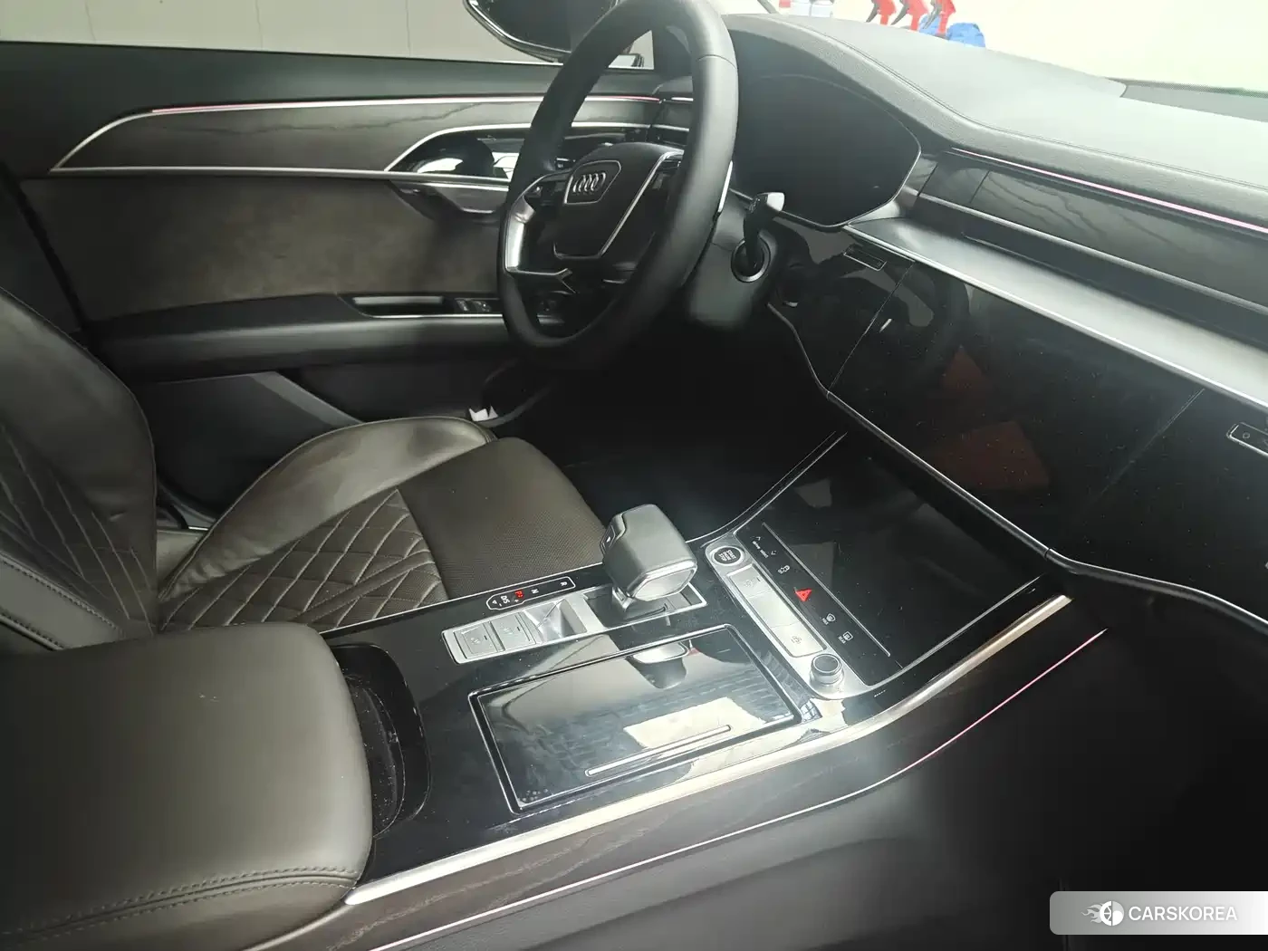 Audi A8 id 4547648 из Китая 11