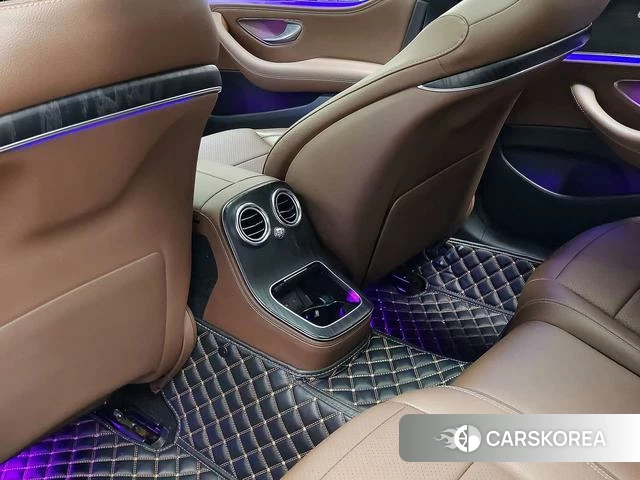 Mercedes-Benz E-class id 4307008 из Китая 9