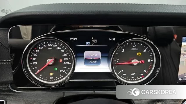 Mercedes-Benz E-Class W213 id 3391455 из Кореи 18