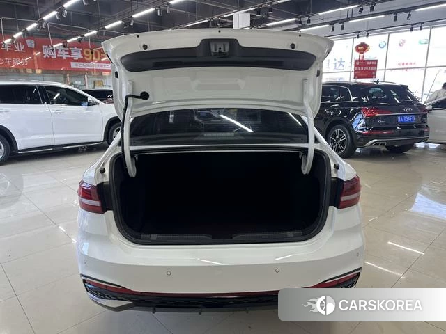 Volkswagen Lavida id 4263080 из Китая 16