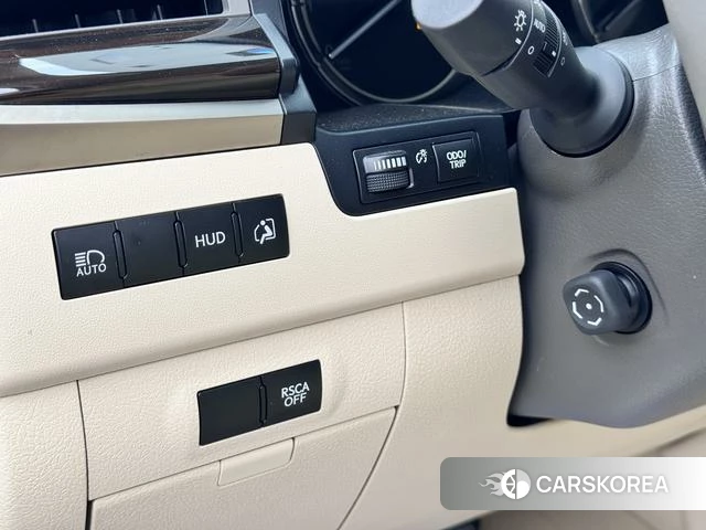 Lexus LX id 4276644 из Китая 19