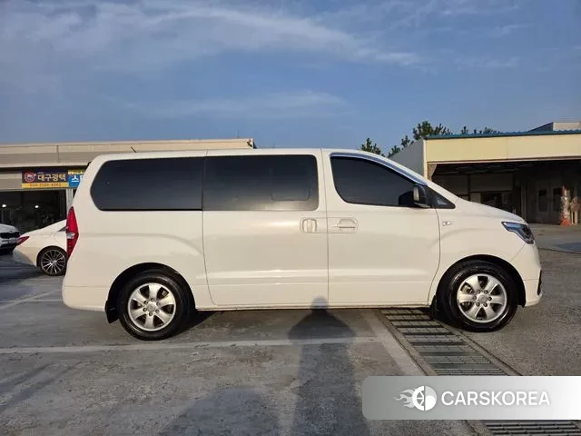 Hyundai The New Grand Starex id 3407253 из Кореи 18