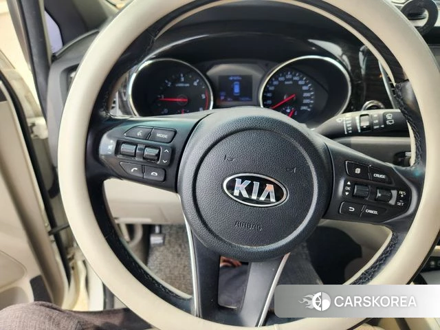 Kia The New Carnival id 4525640 из Кореи 9