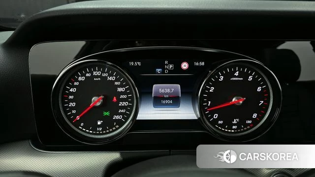 Mercedes-Benz E-Class W213 id 3808410 из Кореи 18