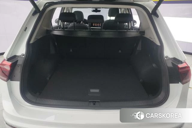 Volkswagen Tiguan L id 4209000 из Китая 15