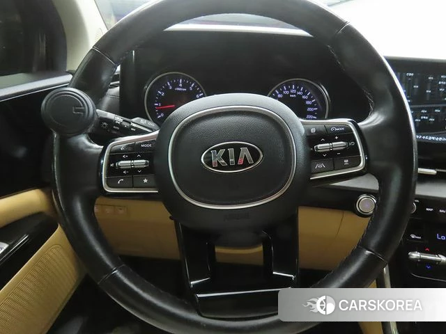 Kia Carnival 4th generation id 4631936 из Кореи 18