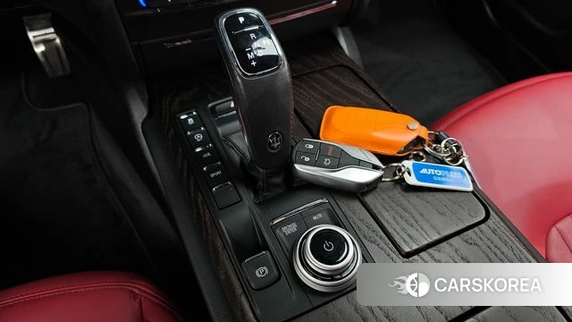 Maserati Ghibli id 4322546 из Кореи 31