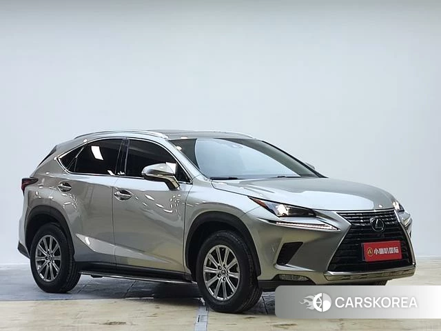 Lexus NX id 4298360 из Китая 19
