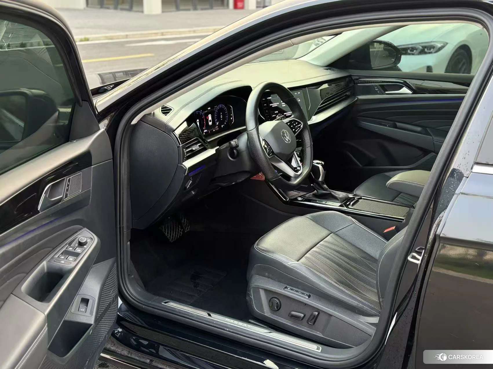 Volkswagen Passat id 4512368 из Китая 8