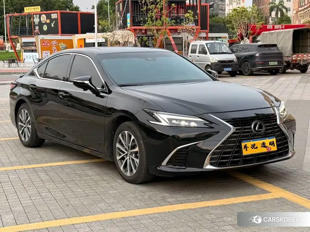 Lexus ES id 4622371 из Китая 8