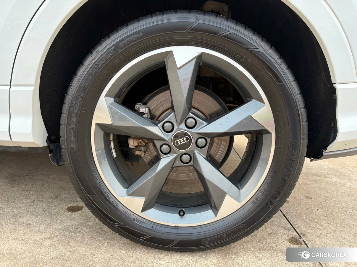 Audi Q3 id 4512413 из Китая 17
