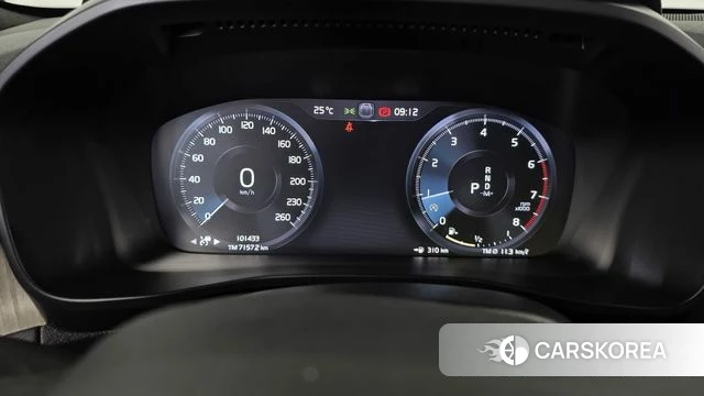 Volvo XC40 id 4519838 из Кореи 31