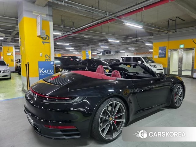 Porsche 911(992) id 3839733 из Кореи 18