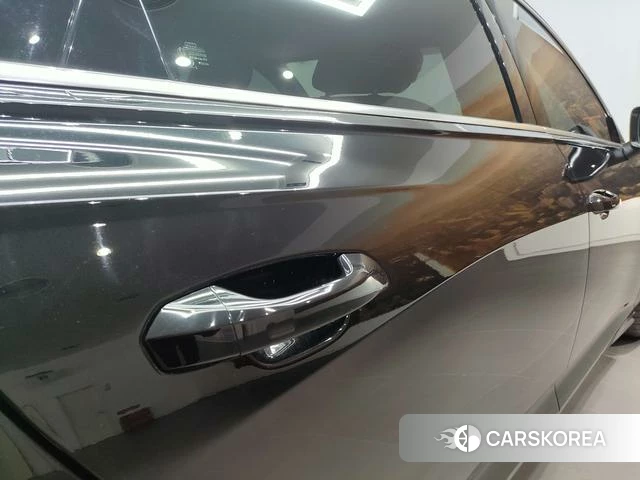 Audi A6L id 4290442 из Китая 25