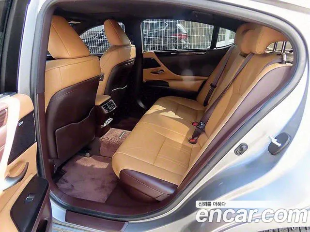 Lexus ES300h 7th generation id 2682207 из Кореи 18