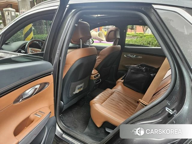 Genesis GV70 id 4716646 из Кореи 18