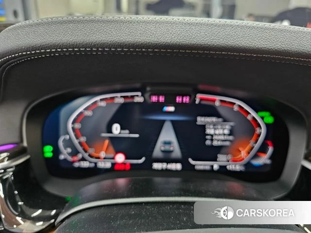 BMW 5 Series (G30) id 3923068 из Кореи 9