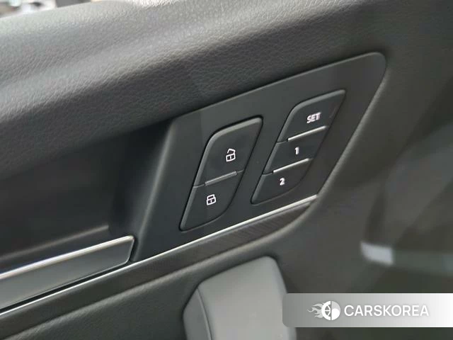 Audi Q5L id 4278241 из Китая 14