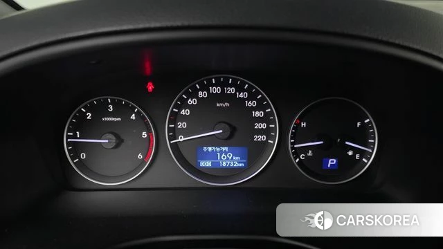 Hyundai The New Grand Starex id 4937229 из Кореи 18