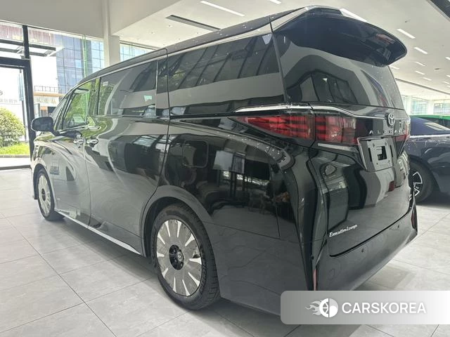 Toyota Elfa id 4359680 из Китая 15