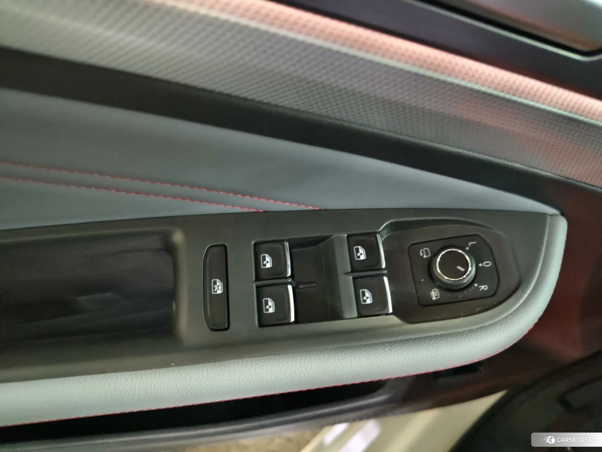 Volkswagen Lamando id 4514884 из Китая 11
