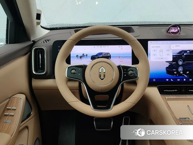 AITO Ask the world M8 id 4182627 из Китая 20