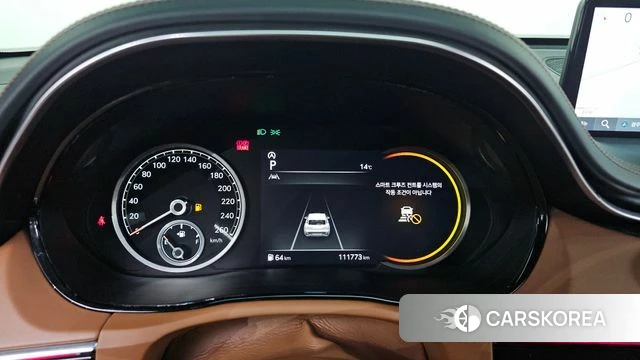 Genesis GV70 id 3832840 из Кореи 18