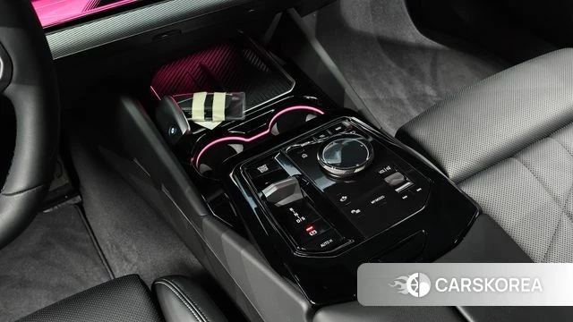 BMW 5 Series (G60) id 4380898 из Кореи 30