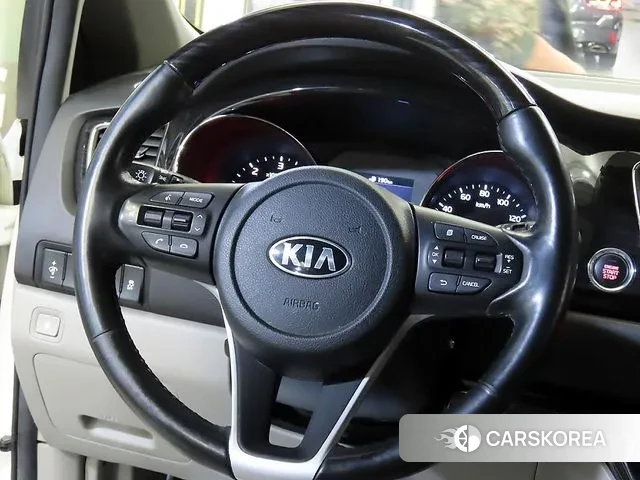 Kia The New Carnival id 3380643 из Кореи 18