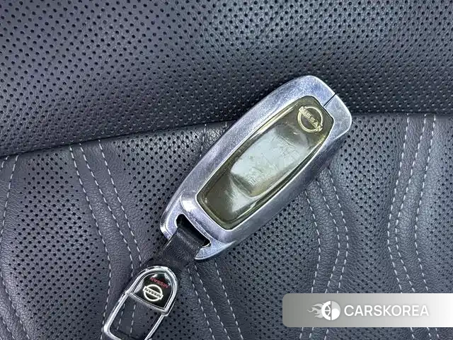 Nissan Altima id 4607059 из Китая 18