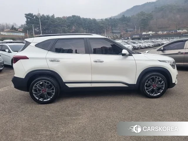 Kia Seltos id 3595383 из Кореи 18