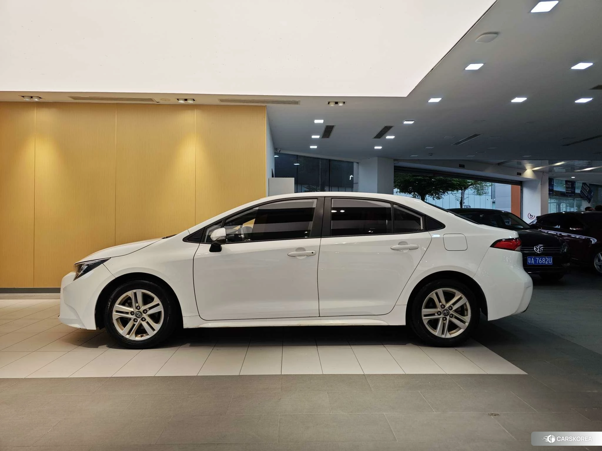 Toyota Lei Ling id 4486245 из Китая 33