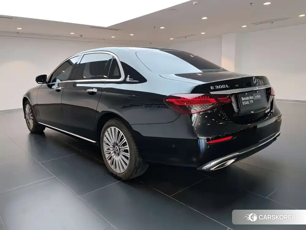 Mercedes-Benz E-Class id 4681122 из Китая 8