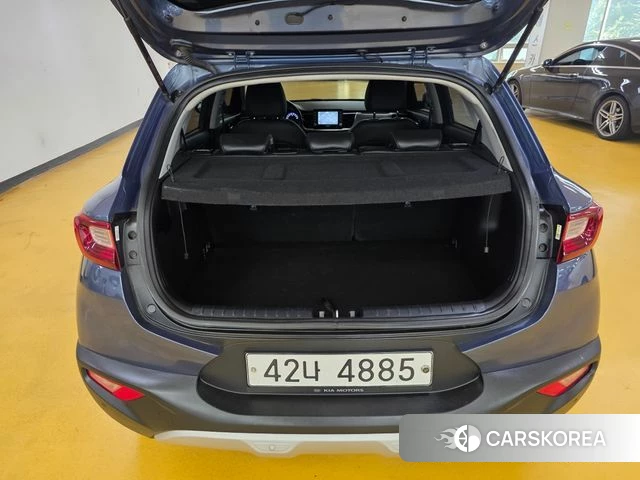 Kia Stonic id 4737509 из Кореи 16