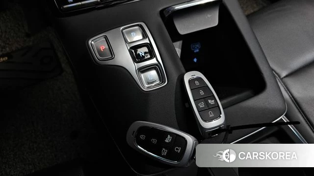 Hyundai The New Grandeur IG Hybrid id 4388898 из Кореи 33