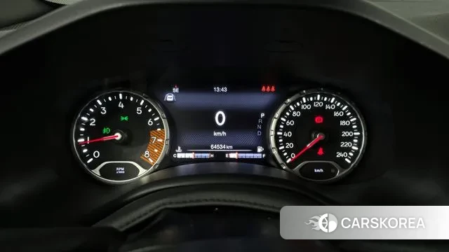 Jeep Renegade id 3367085 из Кореи 18