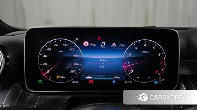 Mercedes-Benz C-Class W206 id 4380936 из Кореи 29