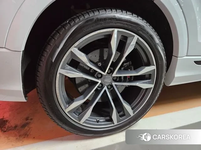 Audi SQ8 (4M) id 3650975 из Кореи 17