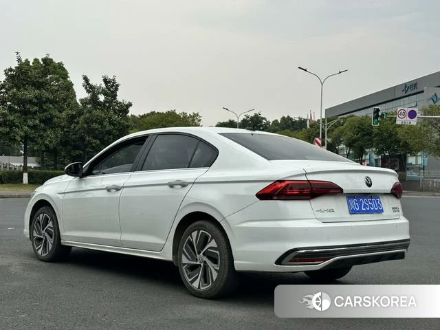 Volkswagen Bora id 4335029 из Китая 8