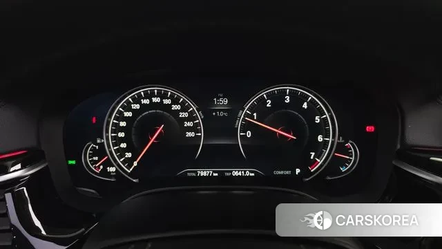 BMW 5 Series (G30) id 3602264 из Кореи 18