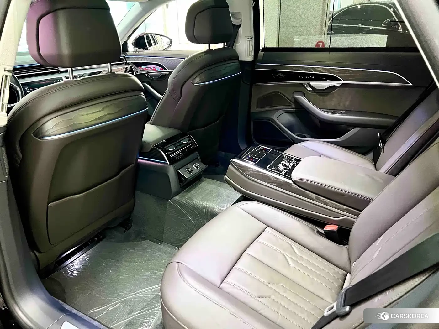 Audi A8 id 4559807 из Китая 9