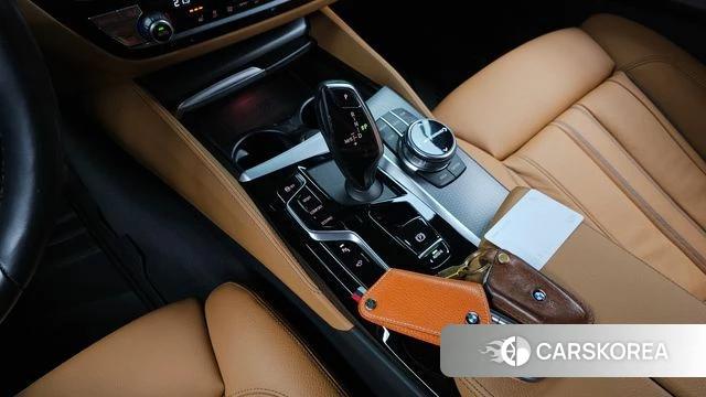 BMW 5 Series (G30) id 4682188 из Кореи 29