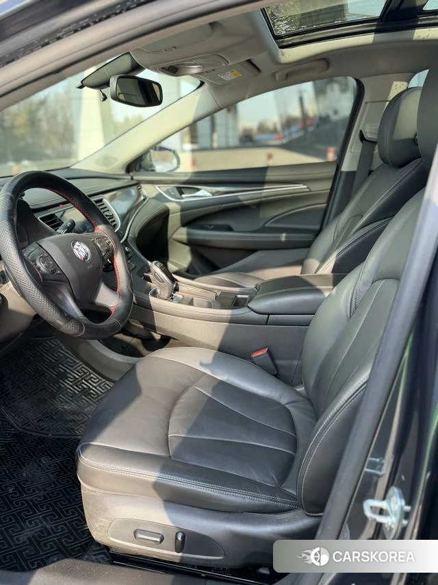 Buick Lacrosse id 4207760 из Китая 19