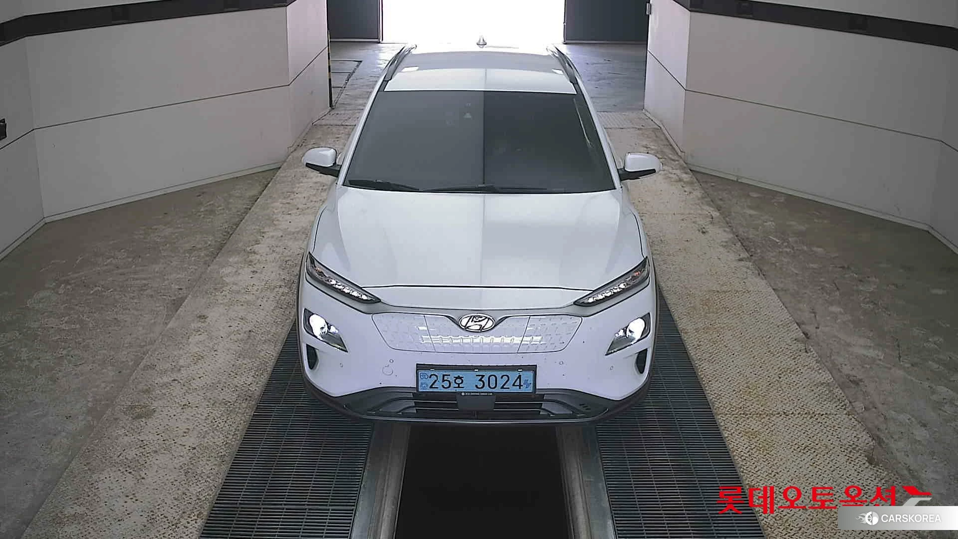Hyundai KONA Electric id 4289419 из Кореи 33