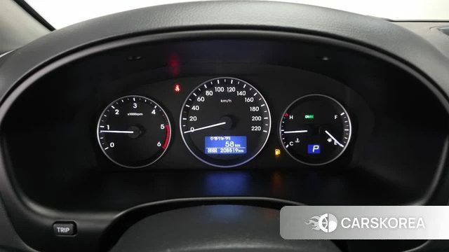 Hyundai The New Grand Starex id 4536411 из Кореи 18
